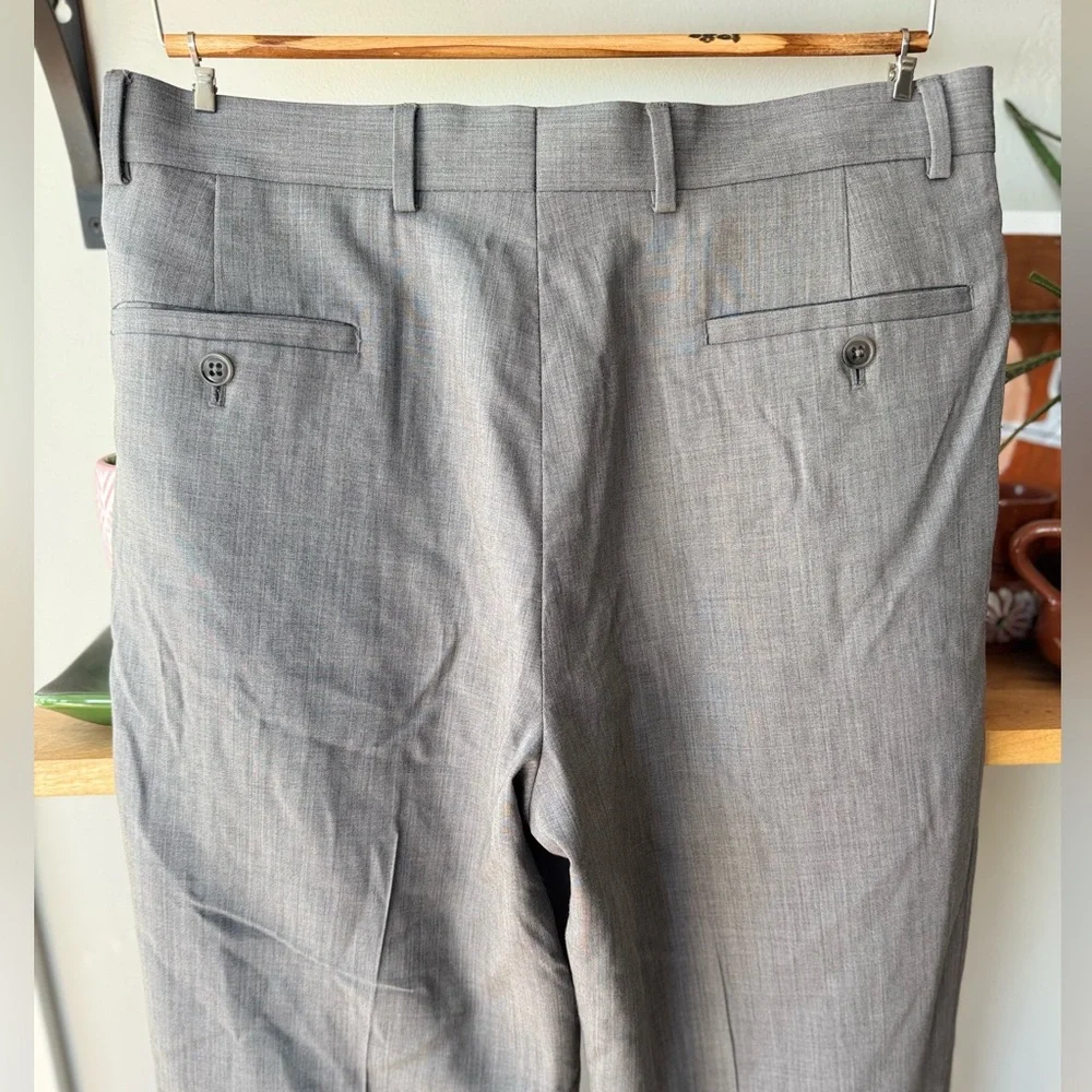 Joseph & Feiss Gray Wool Pleated Trousers Dress Pants Size 32